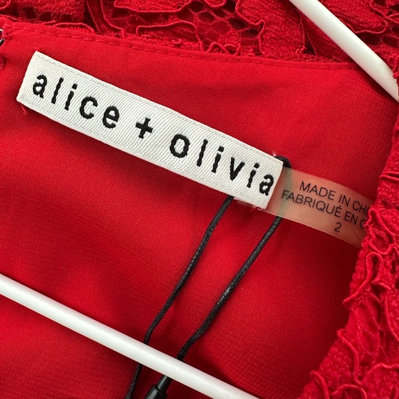 Alice + Olivia Kappa V-Neck Red Lace Party Dress - Picture 6 of 16